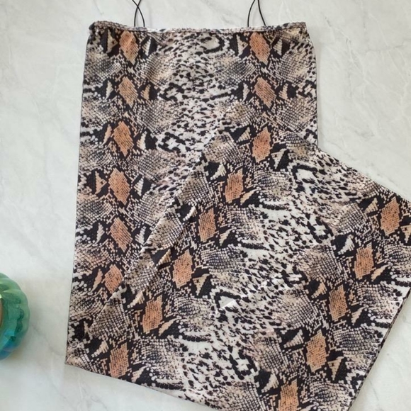 Snakeskin Print Bodycon Midi Dress - Picture 5 of 6